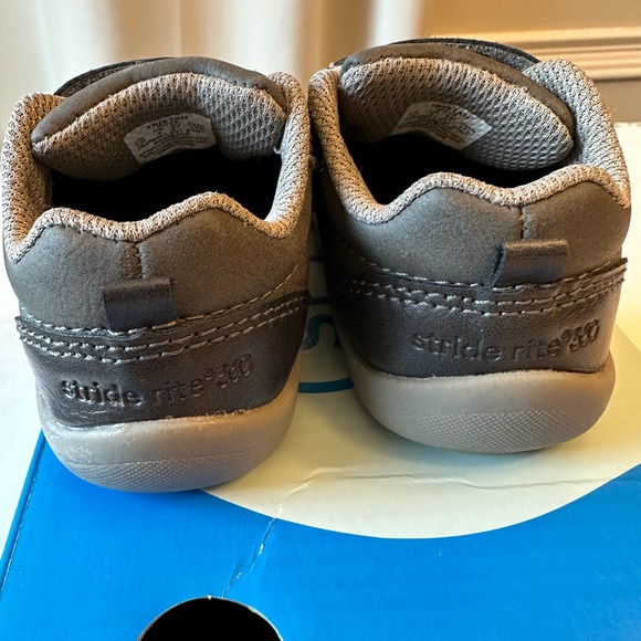 Stride rite 360 tristan grey size 5M - Picture 2 of 6